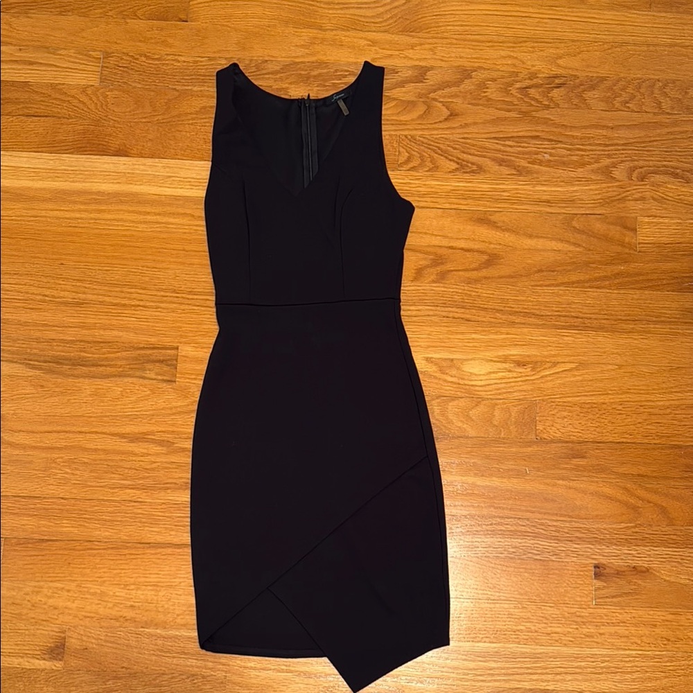 Elegant Black Sleeveless Dress